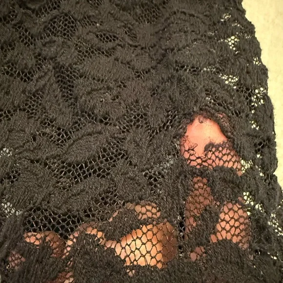 Zara Black Lace Scalloped Blouse - Picture 7 of 7